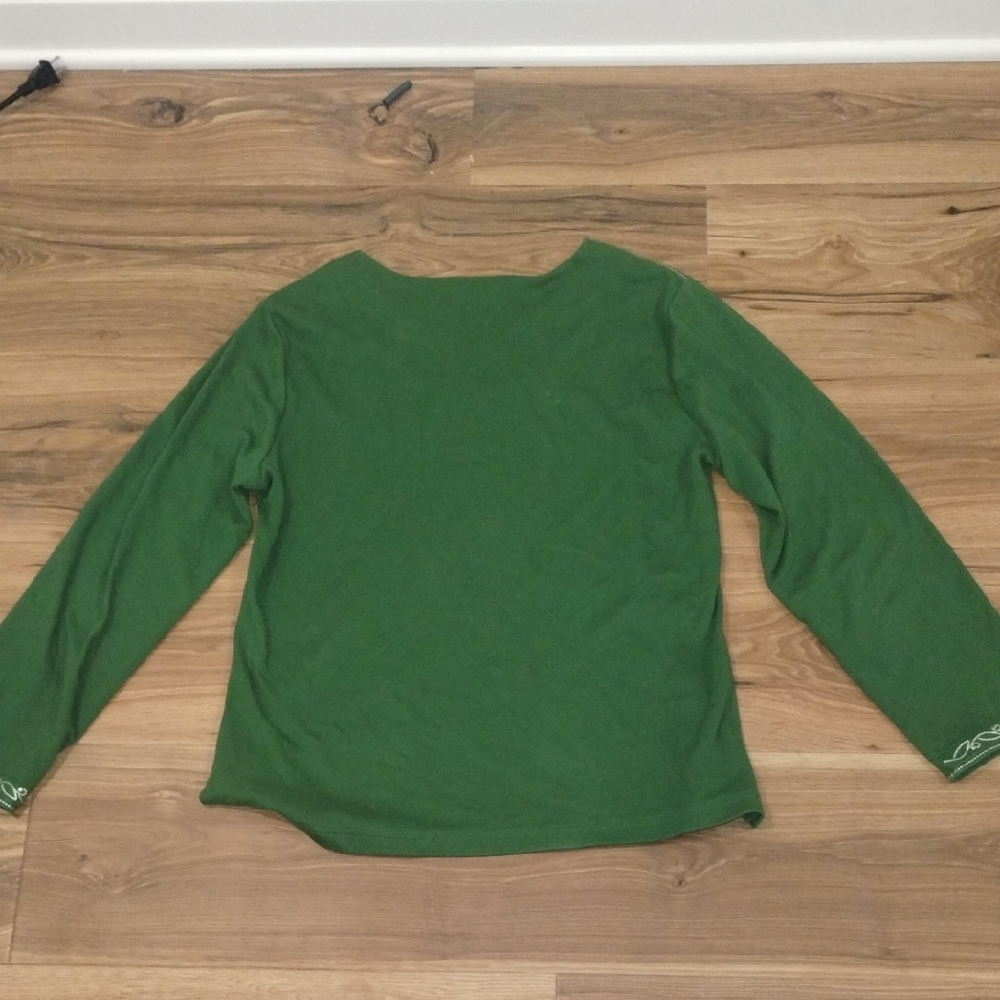 Rebecca Malone Green Top with White Embroidery - Picture 3 of 6